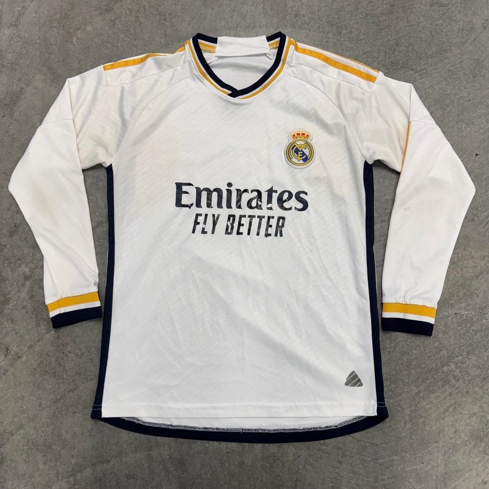Real Madrid Men's Training Top White Long Sleeve Small